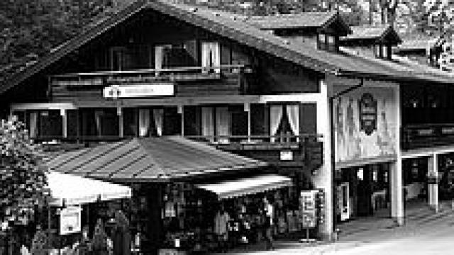 Alter Bauernhof von 1972 an der Alpseestraße