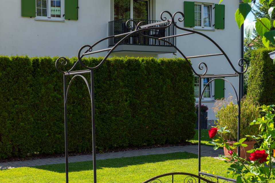 Außenansicht Hotel Villa Ludwig aus dem Garten